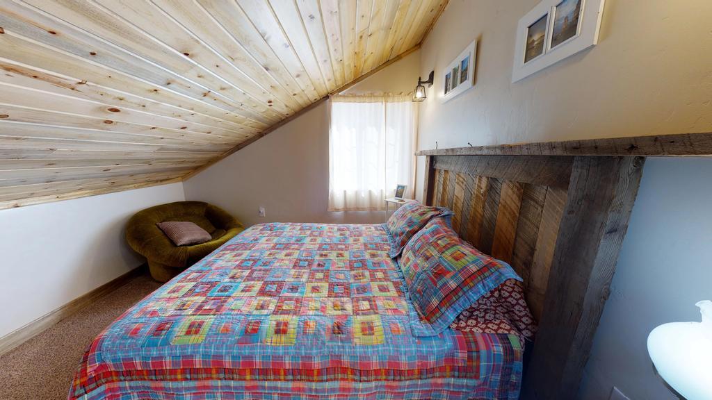 The Cedars Country Cottage, Solitude, Amazing Night Skies!! Hébergement de vacances *